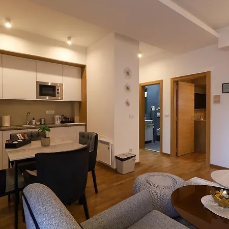 Aparthotel Seasons Zlatibor