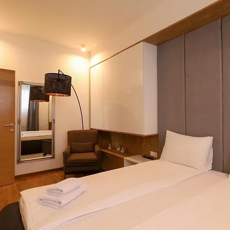 شقة فندقية Seasons زلاتيبور