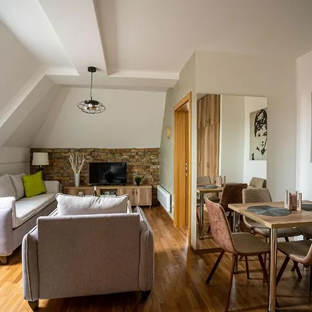 شقة فندقية Seasons 4*