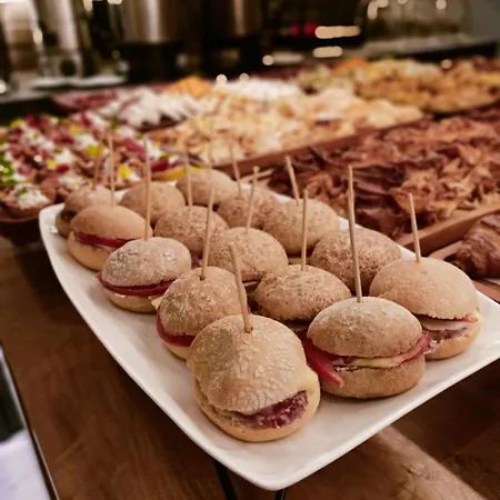 شقة فندقية Seasons 4*