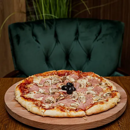 Seasons زلاتيبور